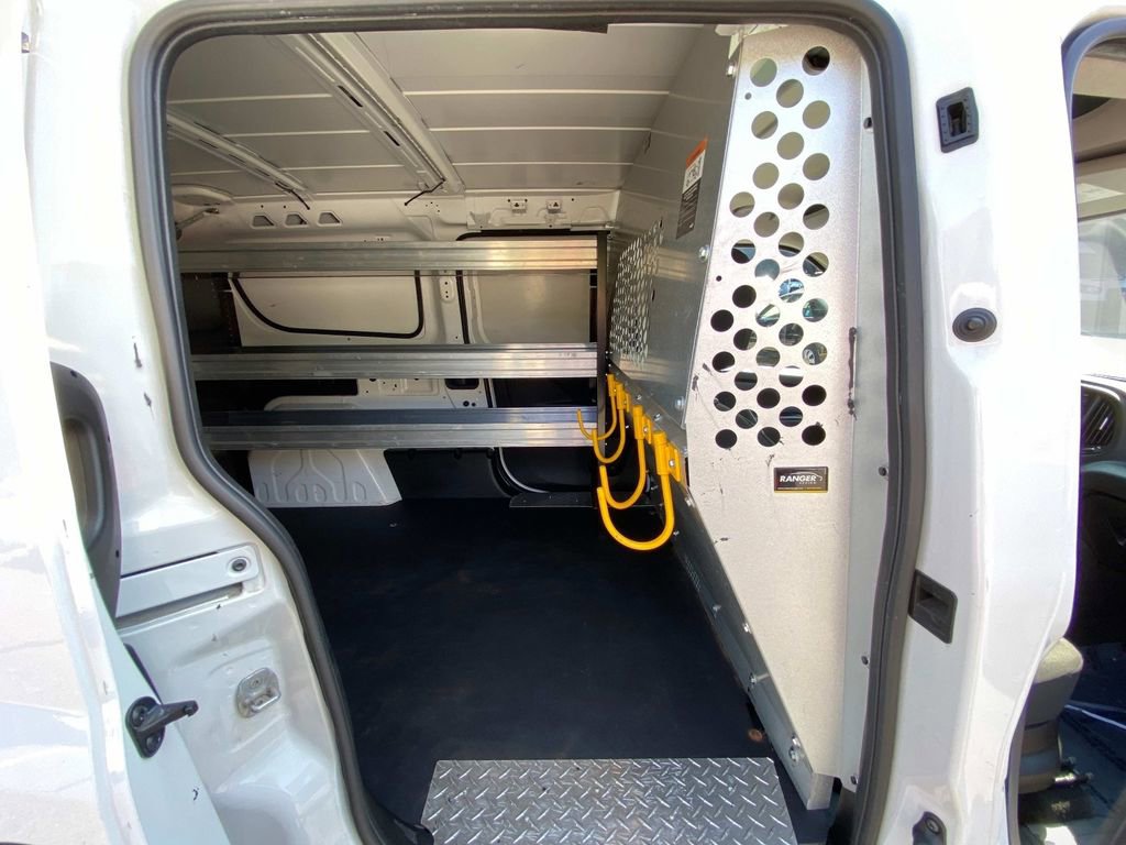 Used 2022 RAM ProMaster City Tradesman image 3