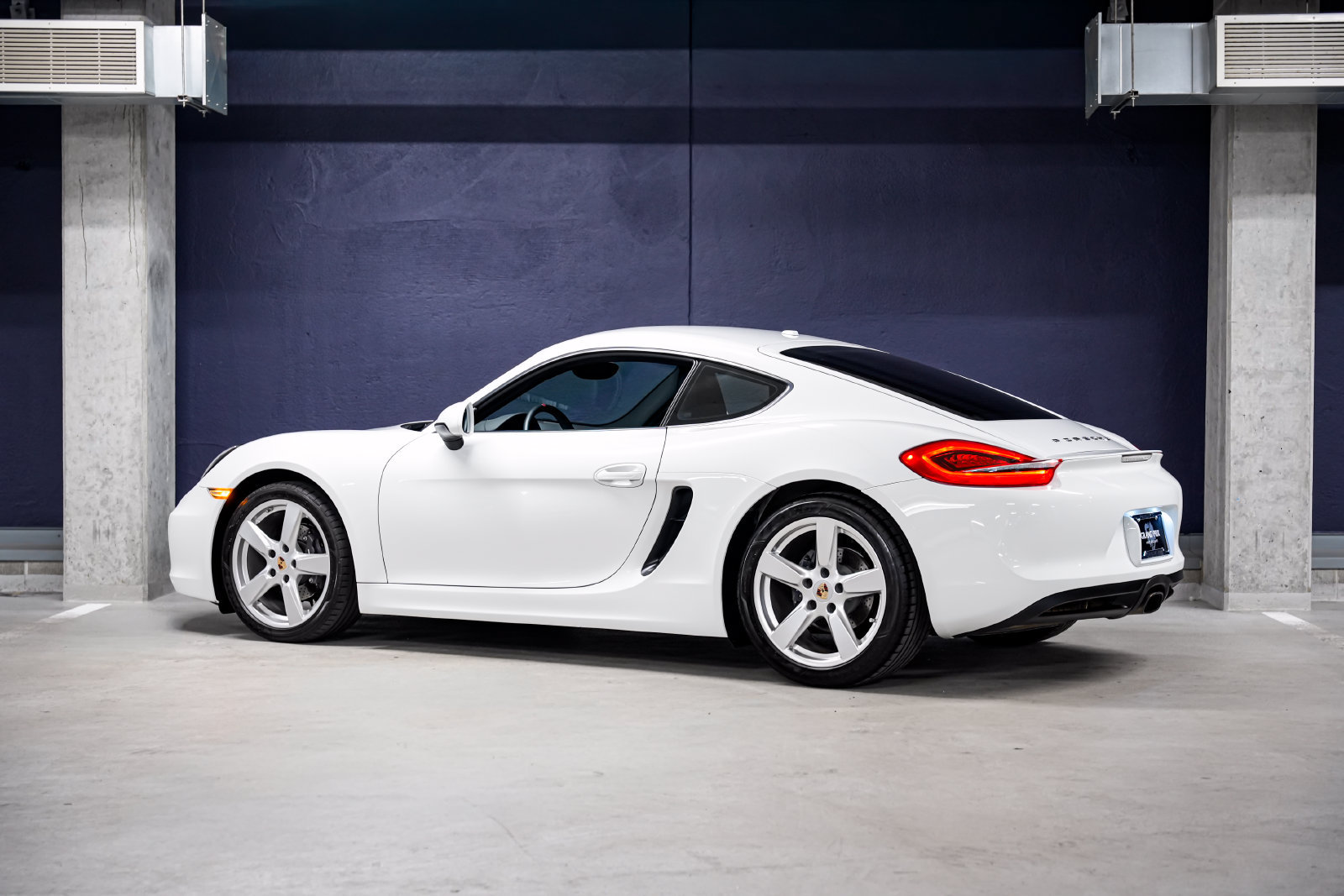 Used 2014 Porsche Cayman RWD image 8