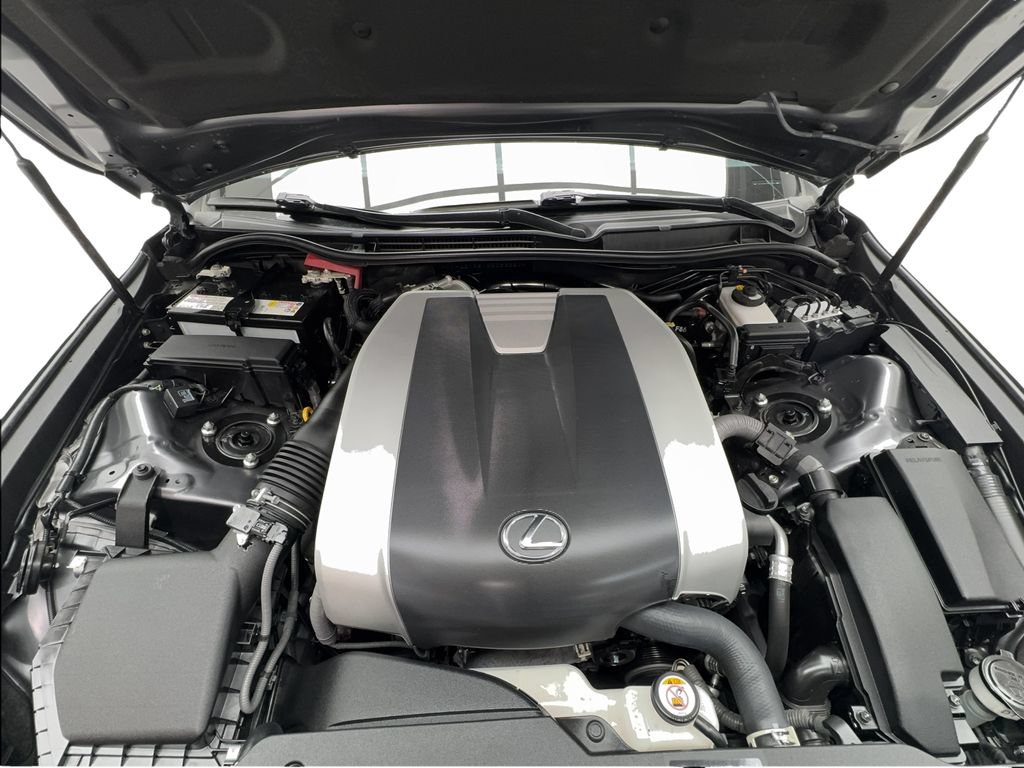 Used 2025 Lexus IS 350 F Sport RWD image 18