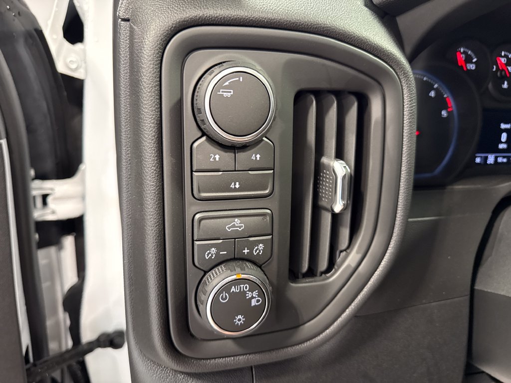 New 2026 Chevrolet Silverado 2500 W/T AWD/4WD image 9