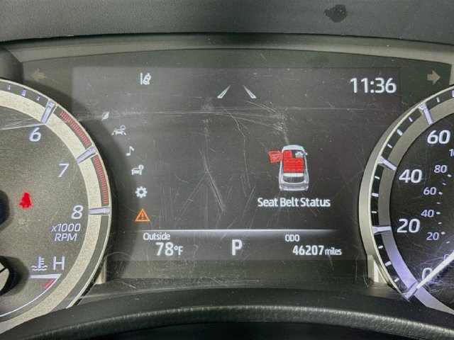 Used 2023 Toyota Highlander XLE FWD image 12