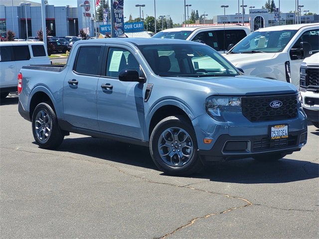 New 2025 Ford Maverick XLT w/ XLT Luxury Package