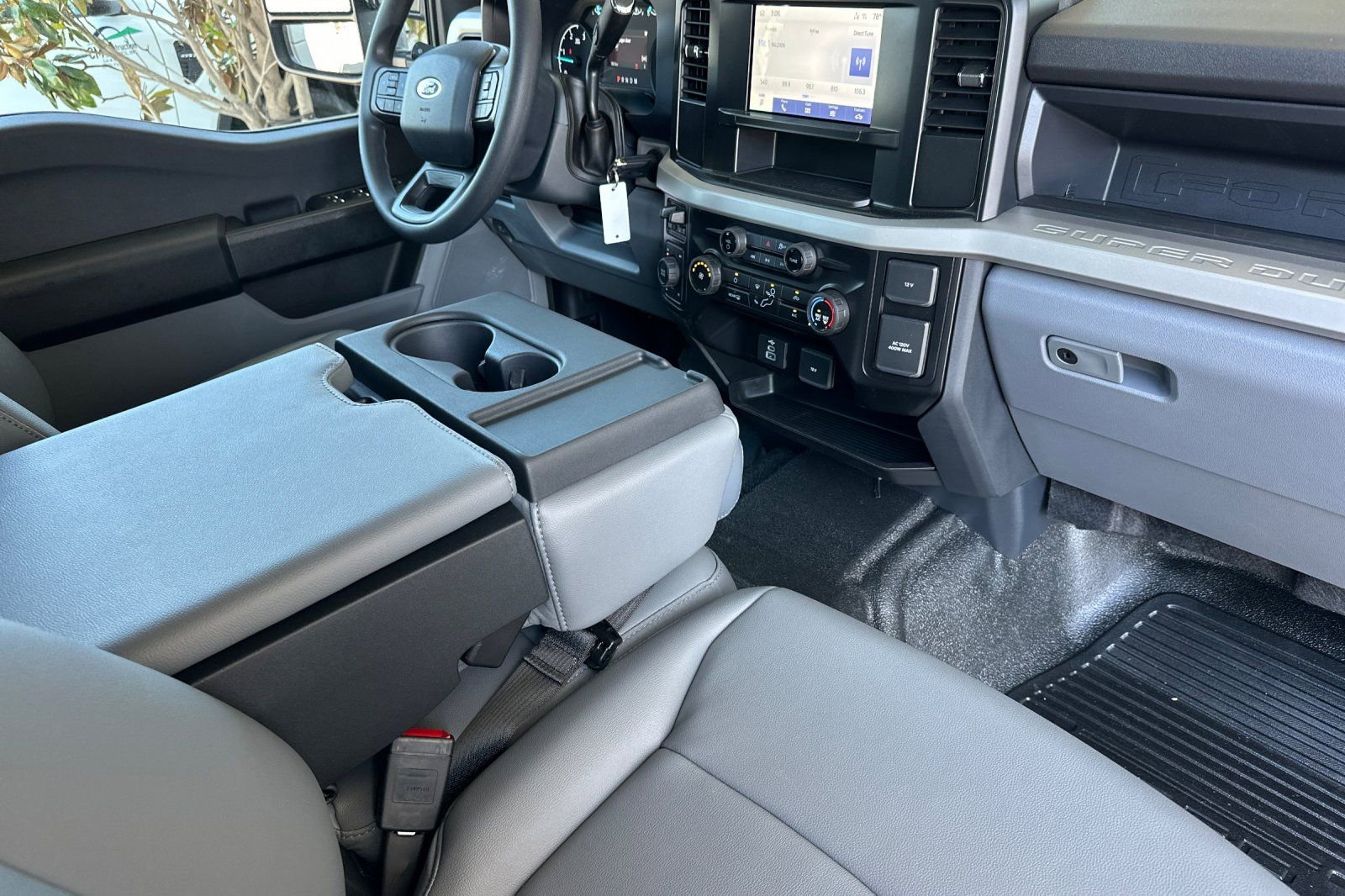 New 2025 Ford F350 XL w/ XL Chrome Package image 14