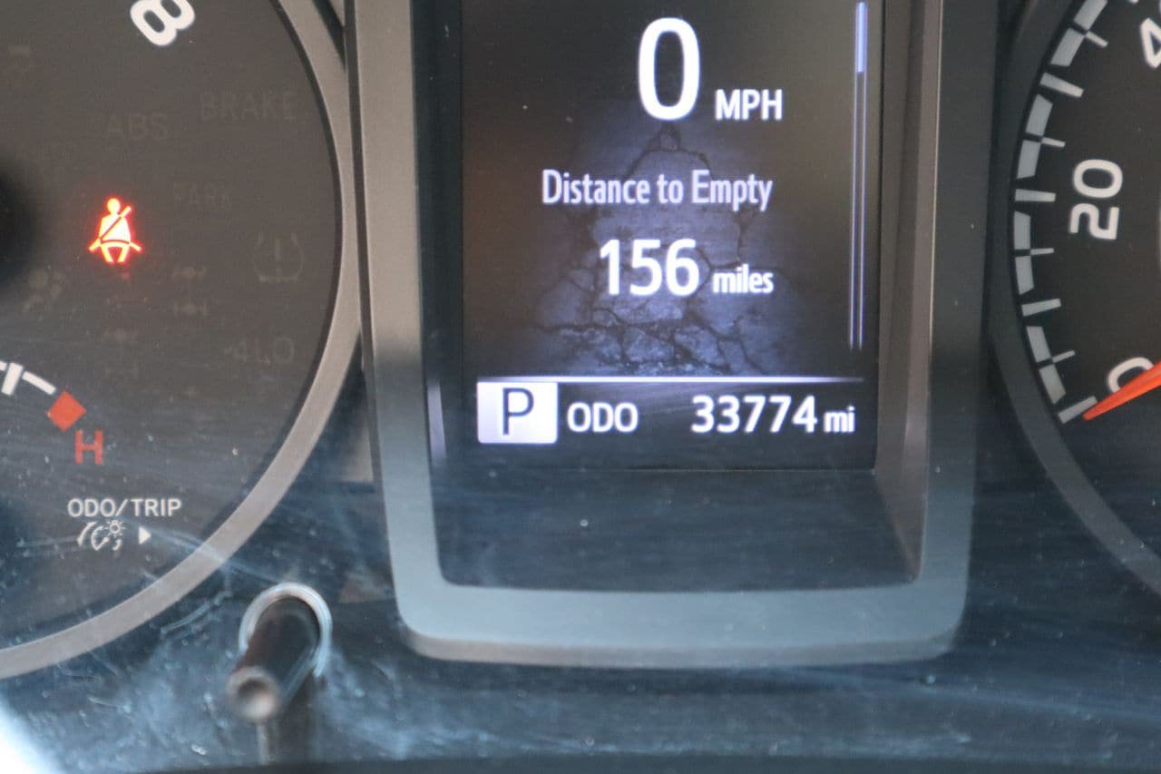 Used 2023 Toyota Tacoma SR AWD/4WD image 9