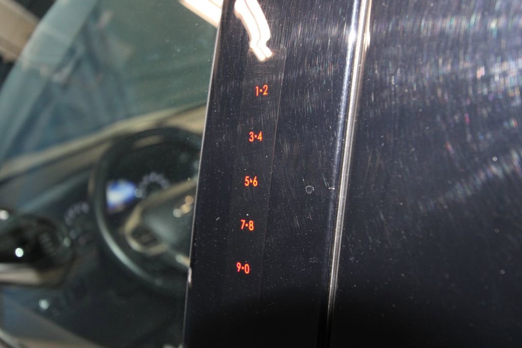 Used 2023 Ford Explorer Limited w/ Limited Technology Package image 47