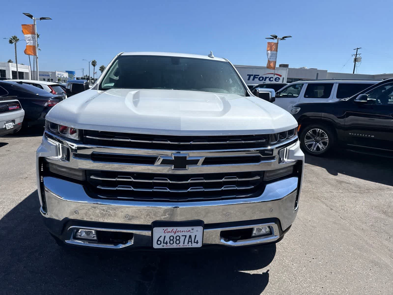 Used 2021 Chevrolet Silverado 1500 LTZ w/ LPO, Dark Essentials Package RWD image 6