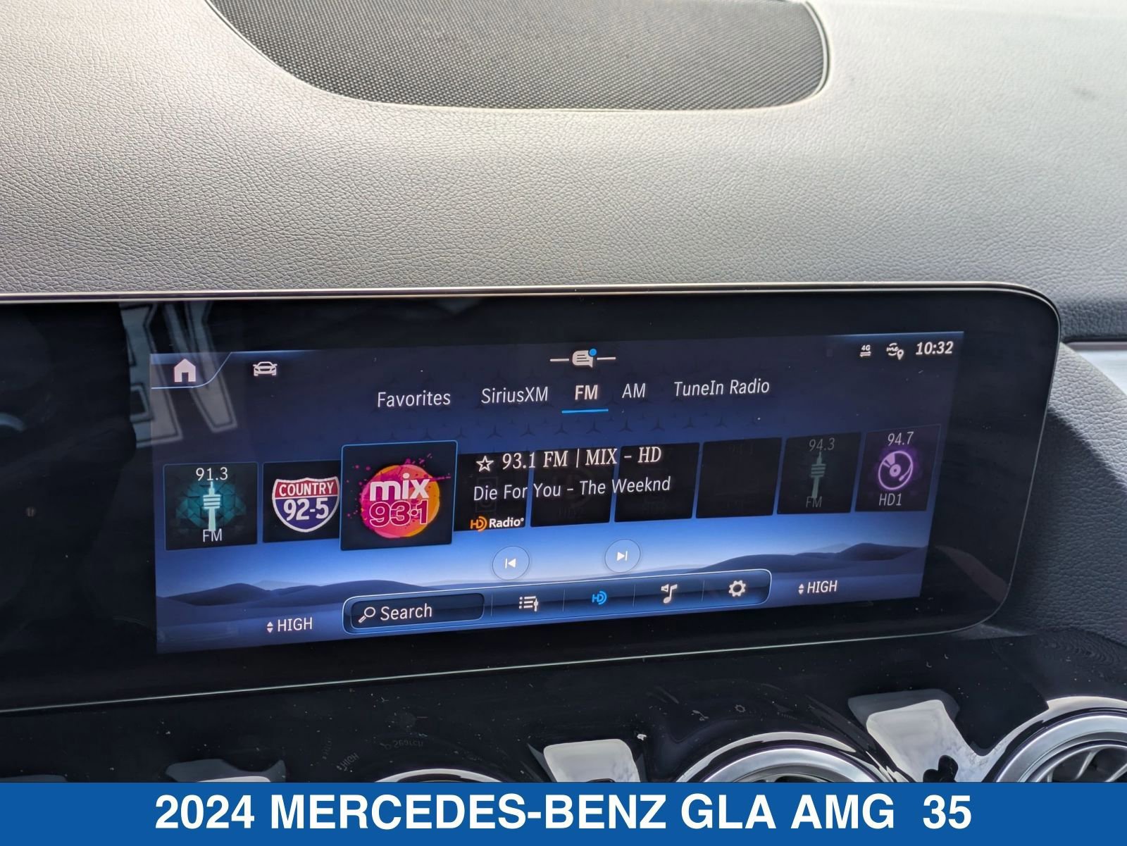 Used 2024 Mercedes-Benz GLA 35 AMG 4MATIC image 20