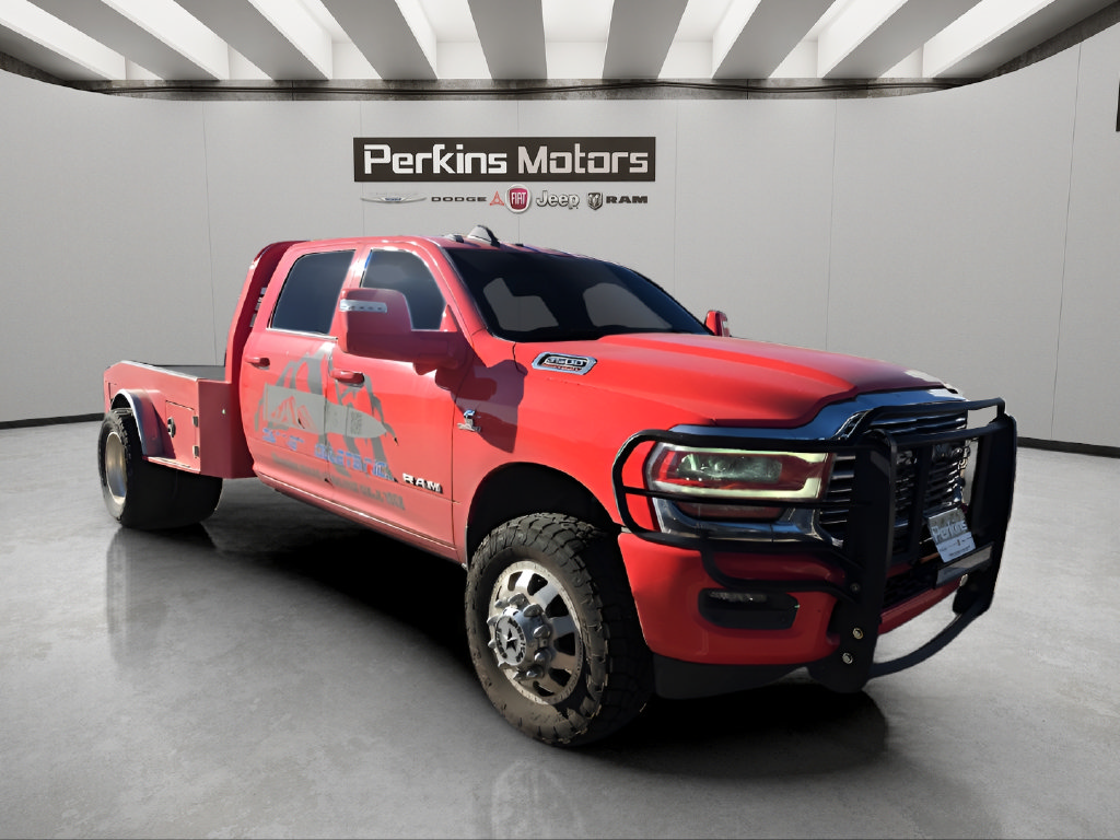 Used 2024 RAM 3500 Laramie AWD/4WD image 9