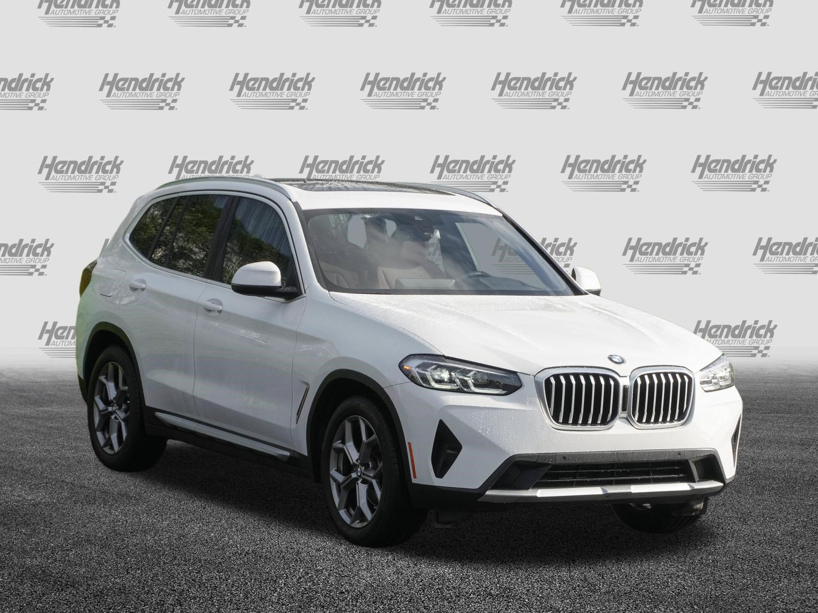 Used 2022 BMW X3 sDrive30i w/ Premium Package 2 RWD image 2