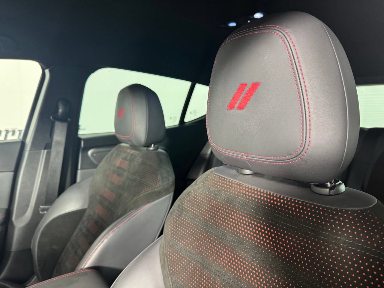 Used 2024 Dodge Hornet R/T AWD/4WD image 10