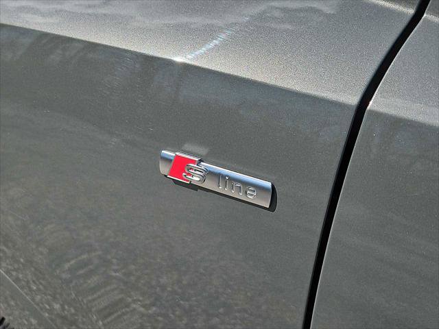 Used 2024 Audi Q3 2.0T Premium AWD/4WD image 3