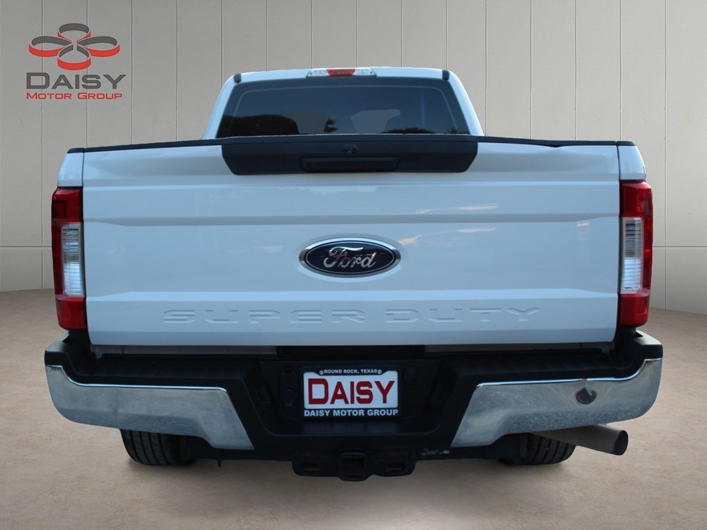 Used 2019 Ford F250 XL w/ Power Equipment Group image 6