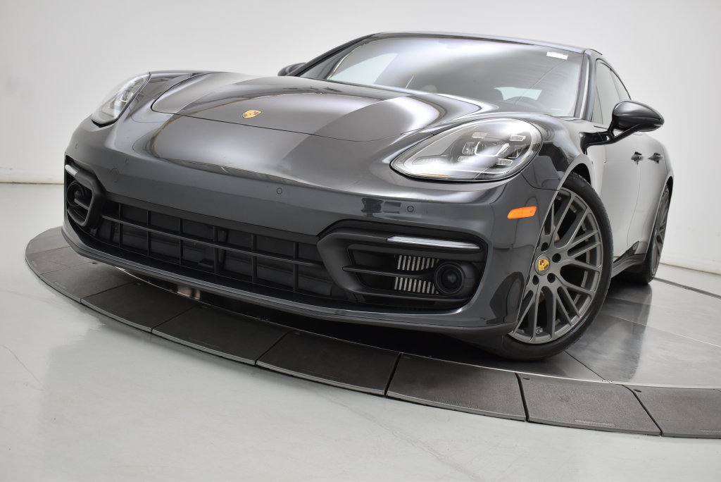 Used 2023 Porsche Panamera 4 Platinum Edition AWD/4WD image 9