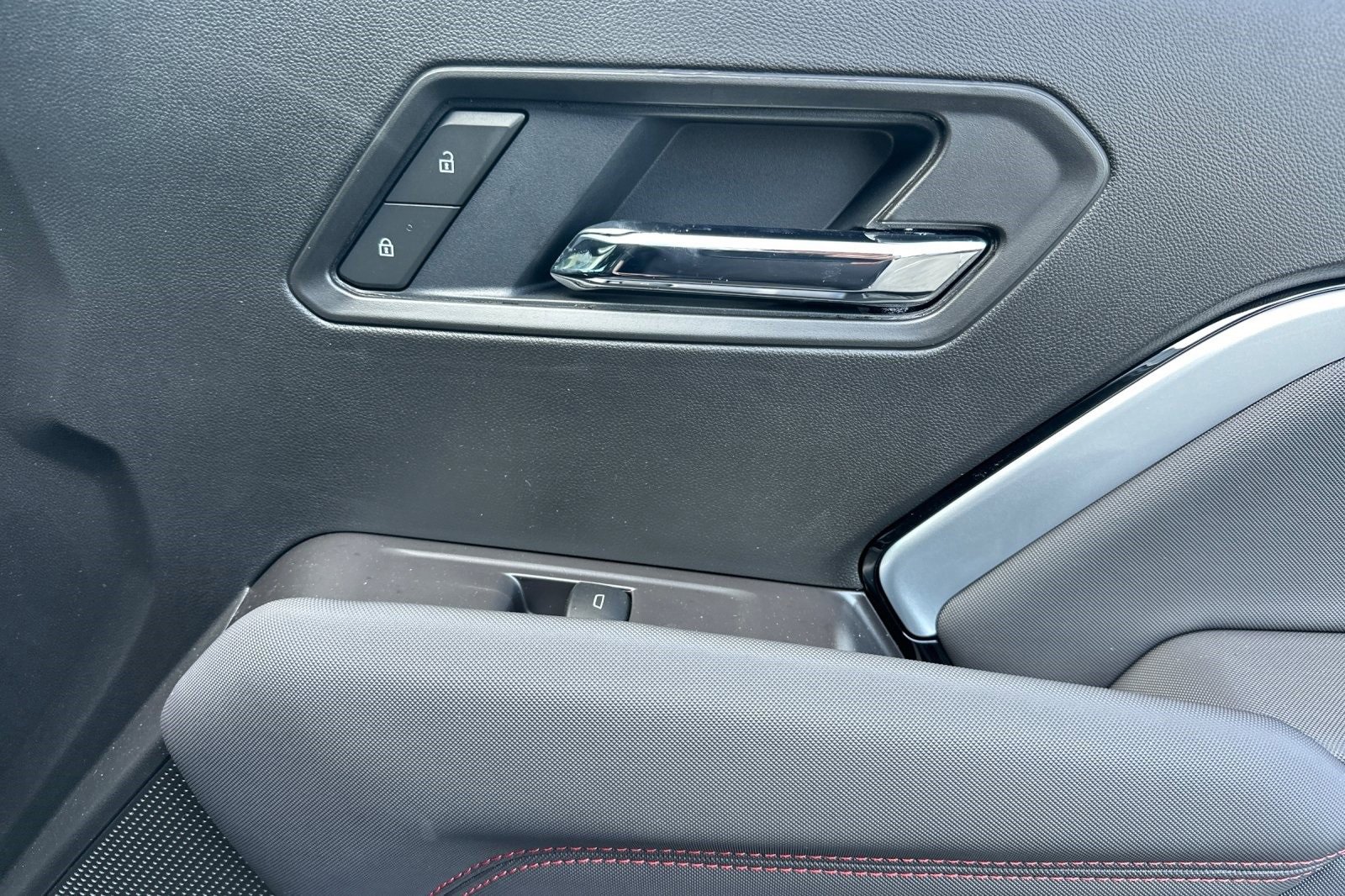 New 2025 Chevrolet Colorado Z71 w/ Technology Package image 19