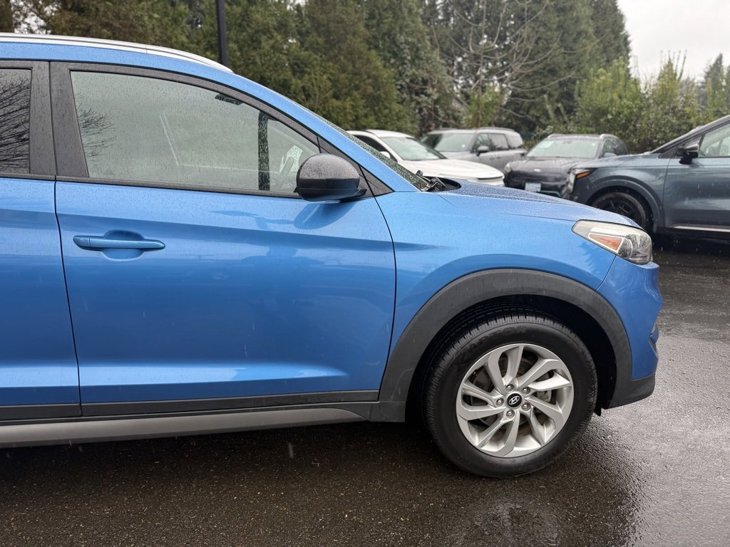 Used 2016 Hyundai Tucson SE w/ Option Group 02 image 16