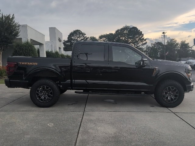 Used 2025 Ford F150 Tremor w/ Equipment Group 402A High image 8