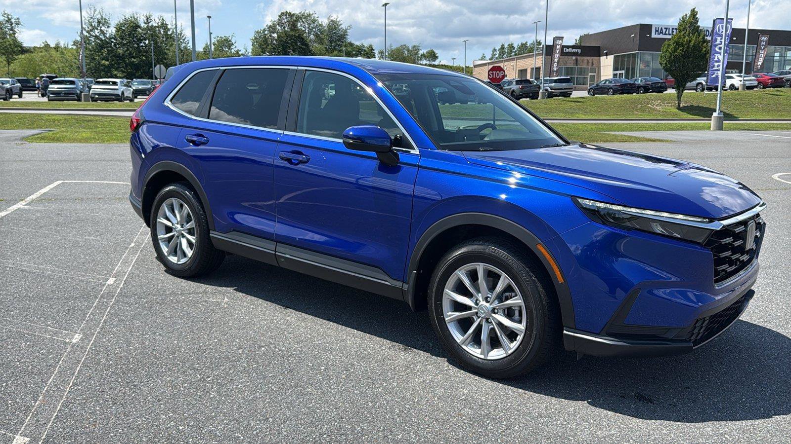 Used 2025 Honda CR-V EX image 2