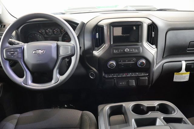 New 2026 Chevrolet Silverado 1500 Custom Trail Boss w/ Turbomax Blackout Package image 13