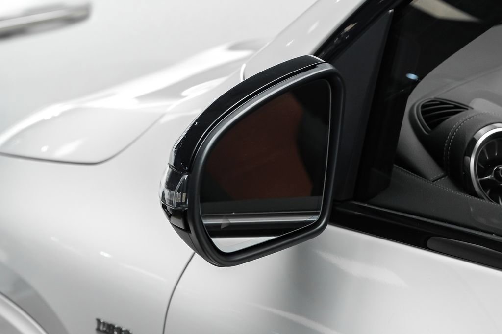 Used 2025 Mercedes-Benz GLA 35 AMG 4MATIC w/ Exclusive Trim Package image 36