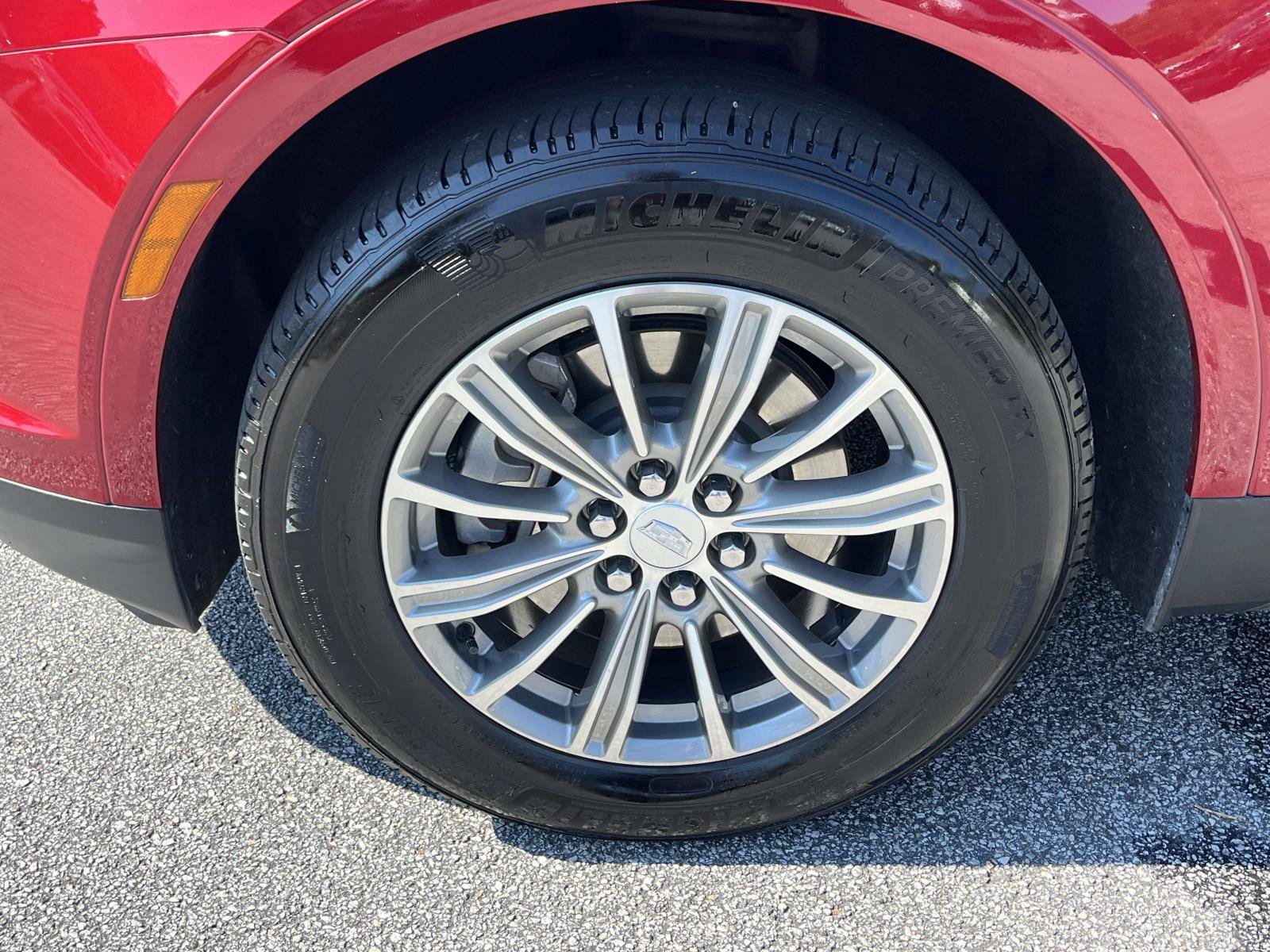 Used 2019 Cadillac XT5 Luxury FWD image 9
