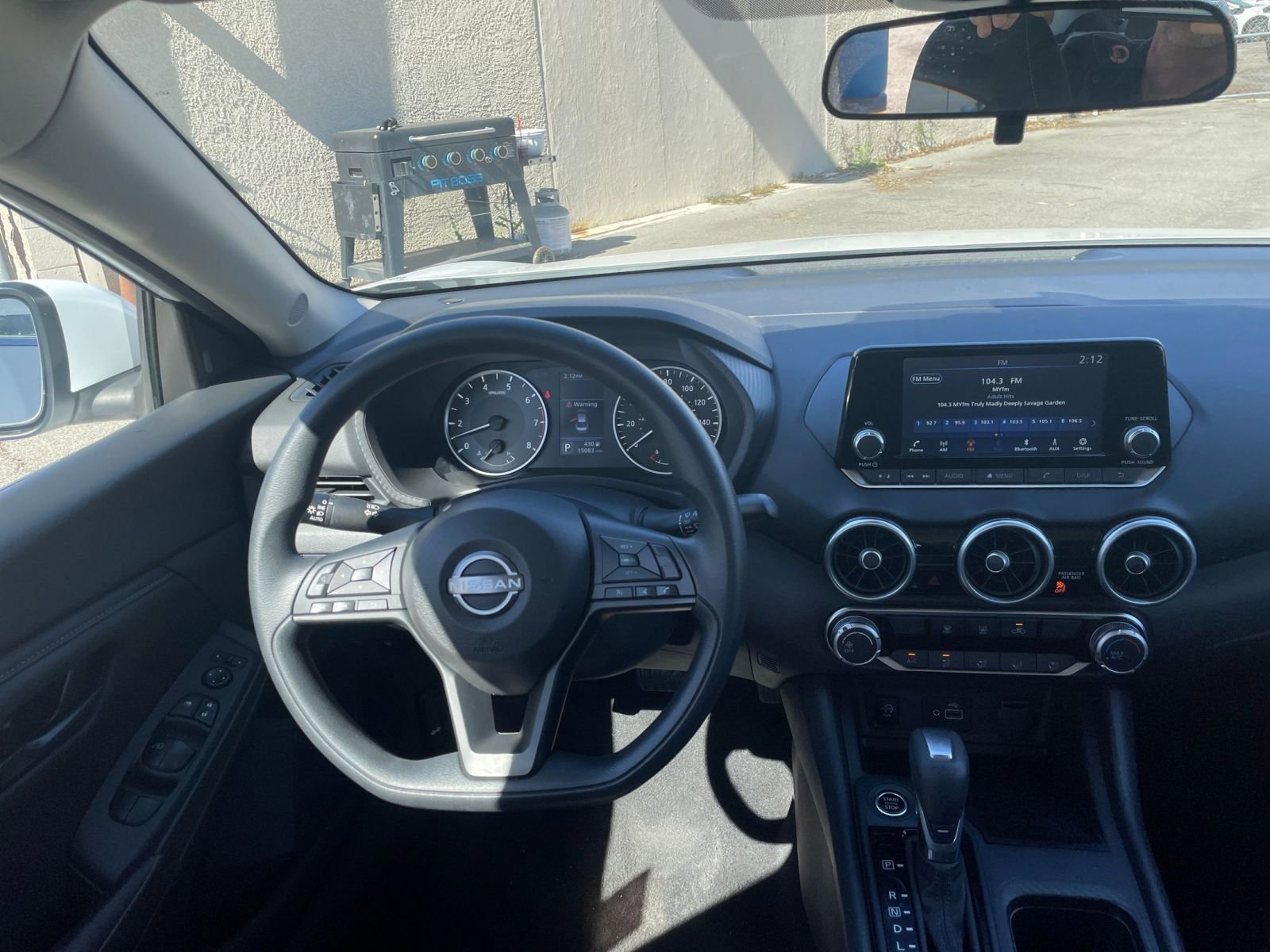 Used 2025 Nissan Sentra S image 32