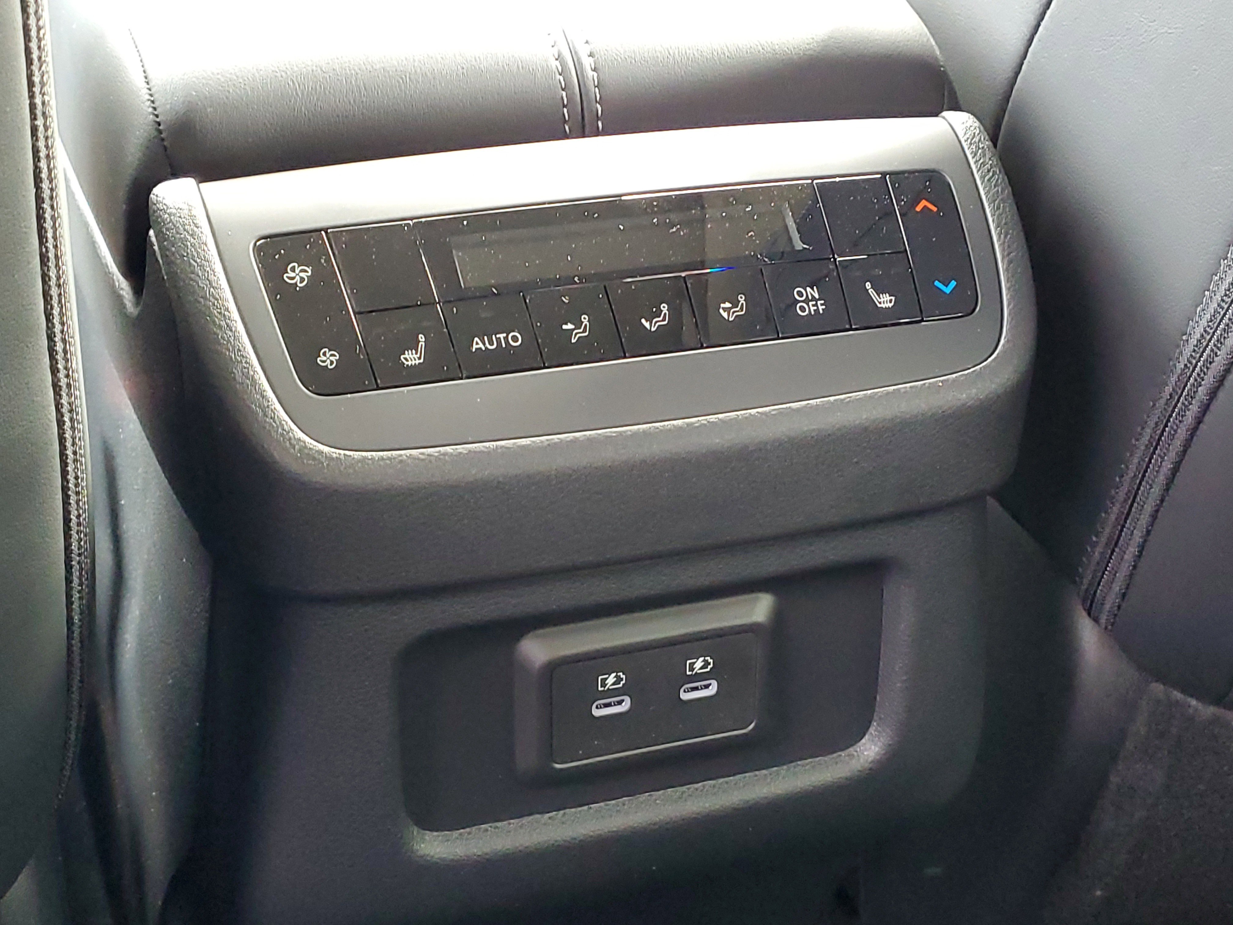 New 2026 Nissan Pathfinder SL w/ SL Premium Package image 28