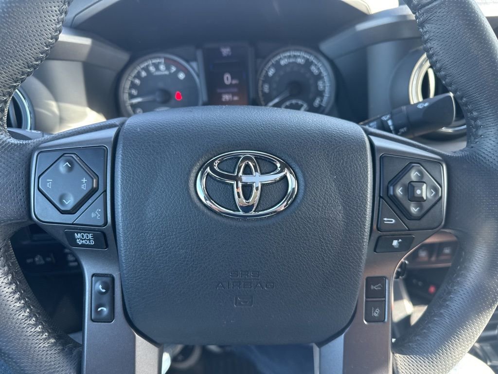 Used 2018 Toyota Tacoma TRD Off-Road w/ TRD Premium Off Road Package RWD image 11