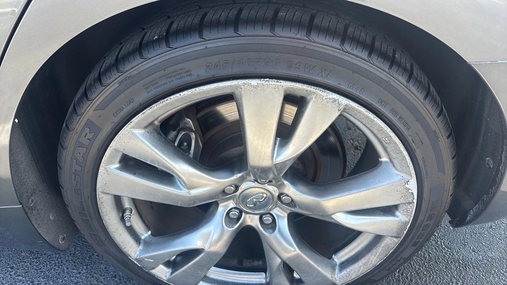 Used 2012 INFINITI M37 w/ Sport Pkg RWD image 28
