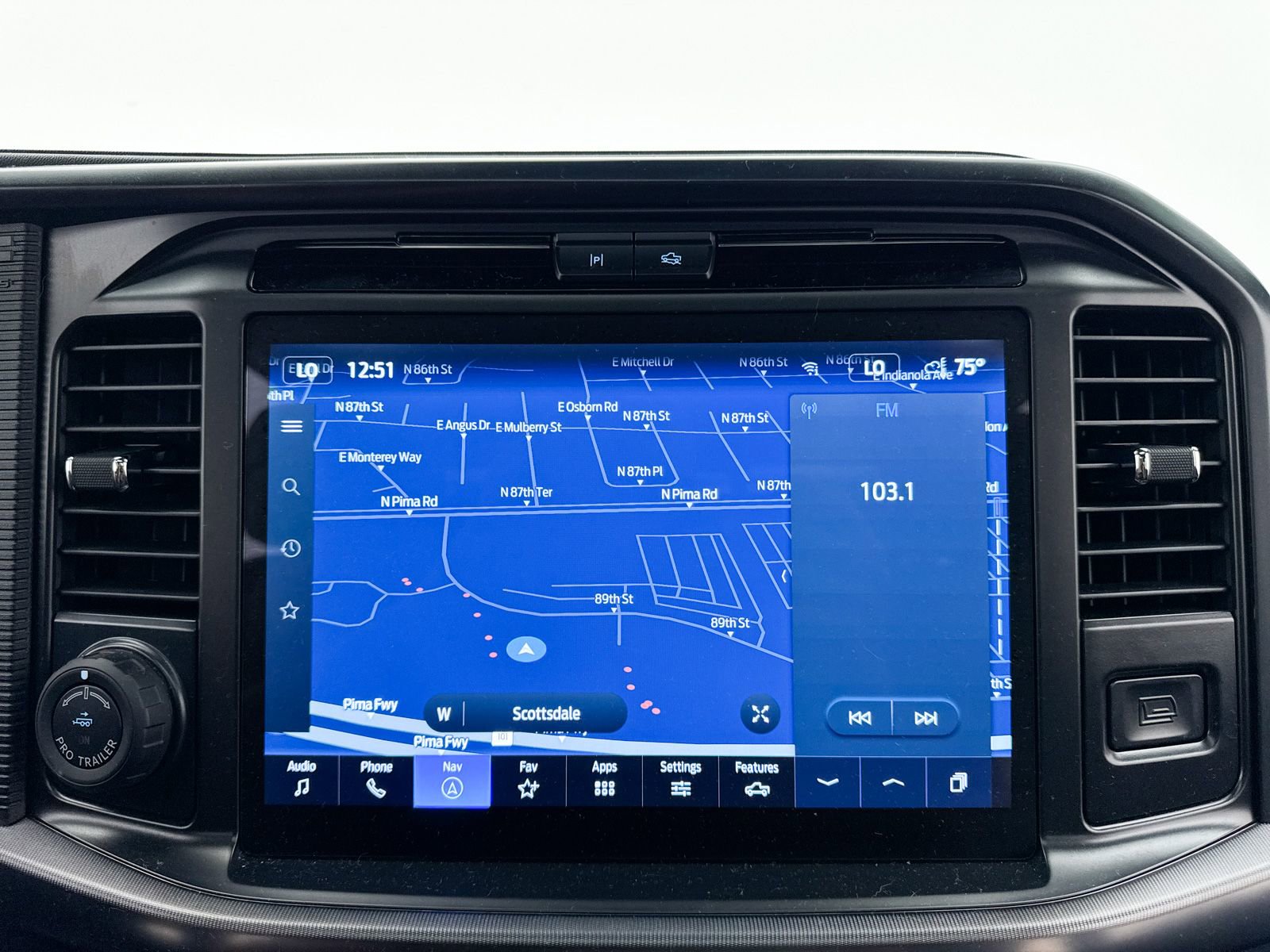 Used 2025 Ford F150 Raptor image 4