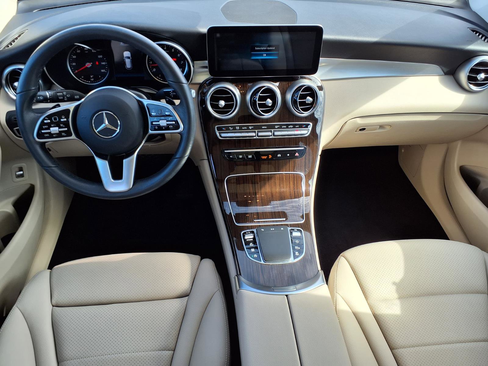 Used 2022 Mercedes-Benz GLC 300 image 4