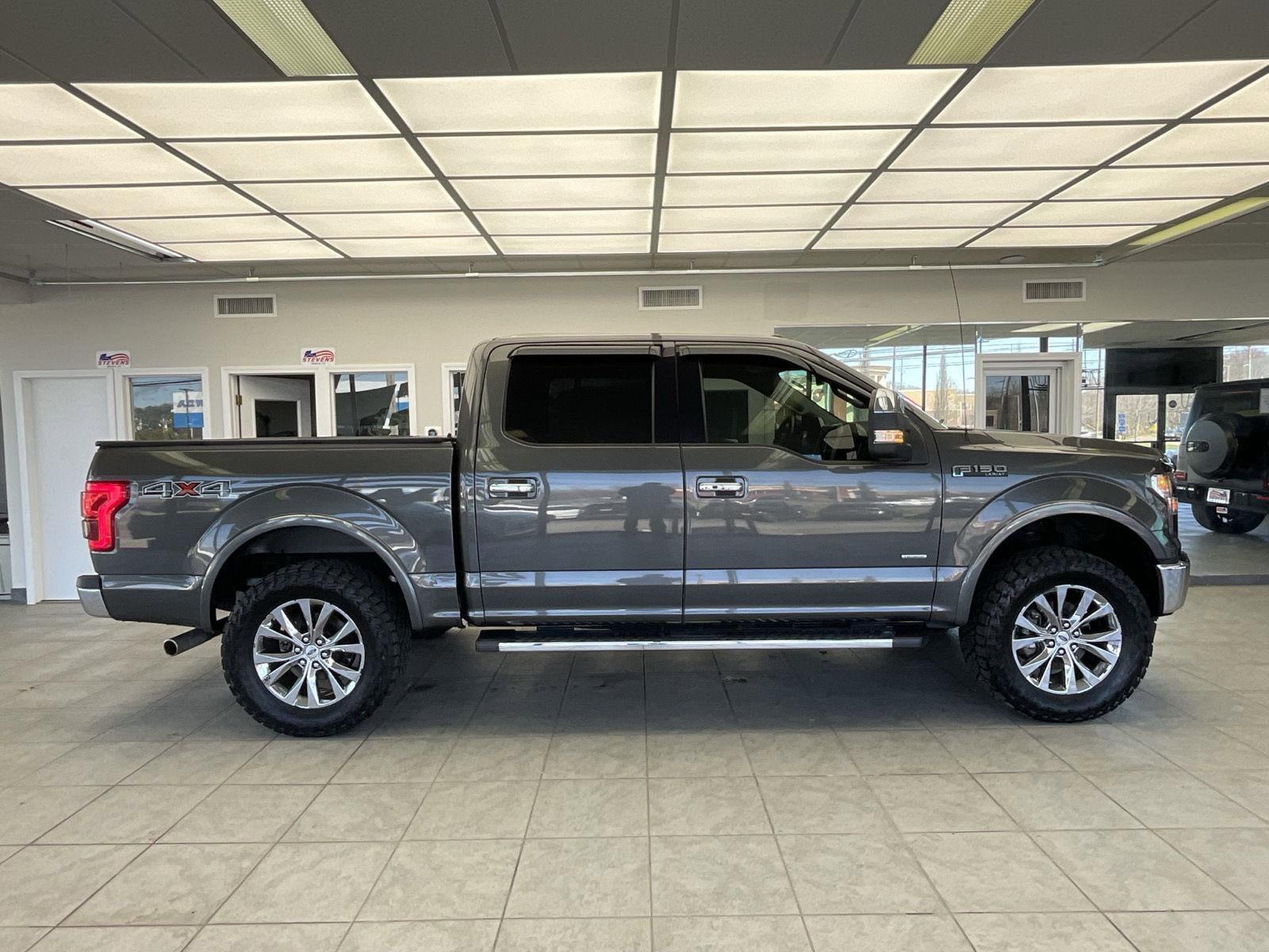 Used 2017 Ford F150 Lariat AWD/4WD image 5