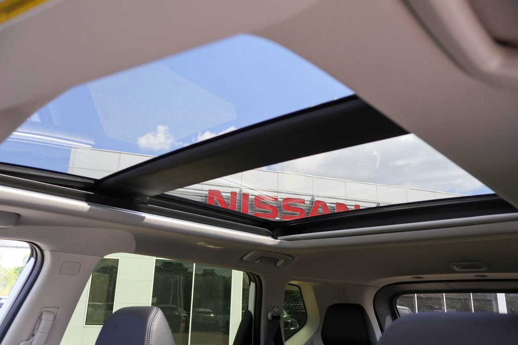 New 2026 Nissan Rogue Dark Armor image 9