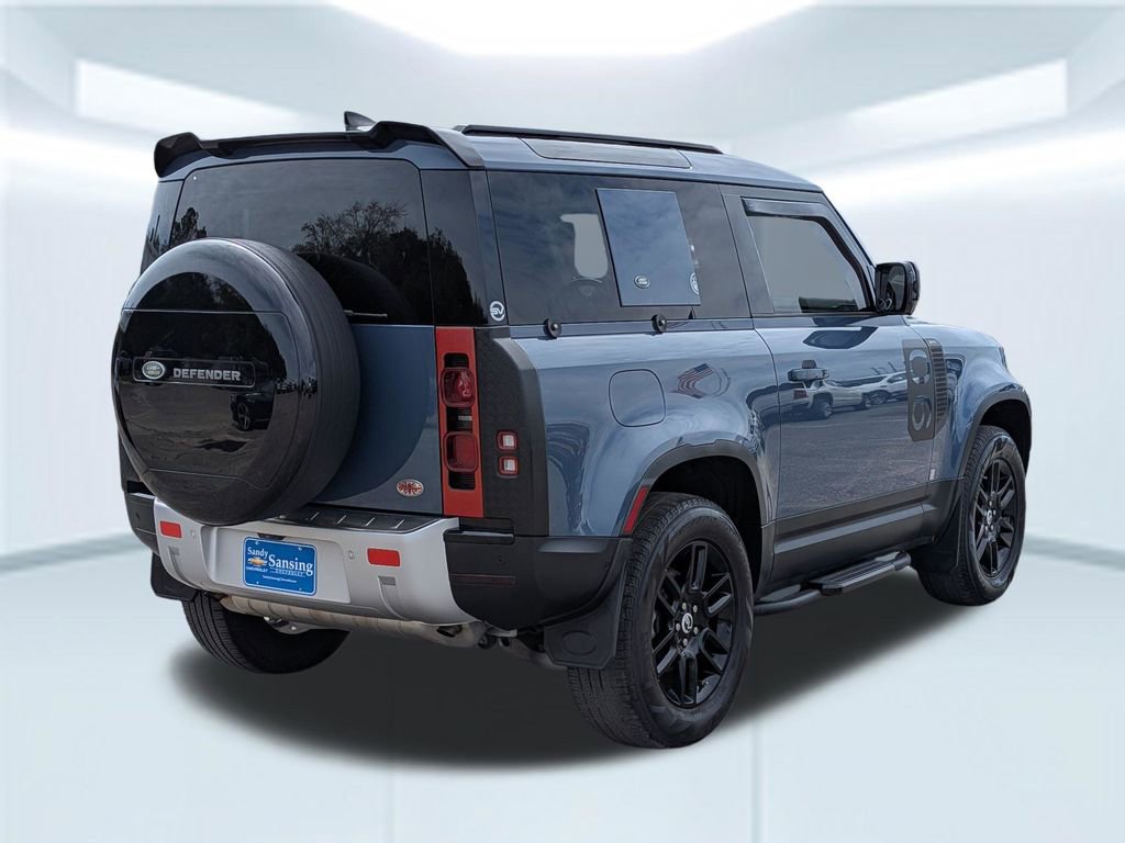 Used 2023 Land Rover Defender 90 S image 6