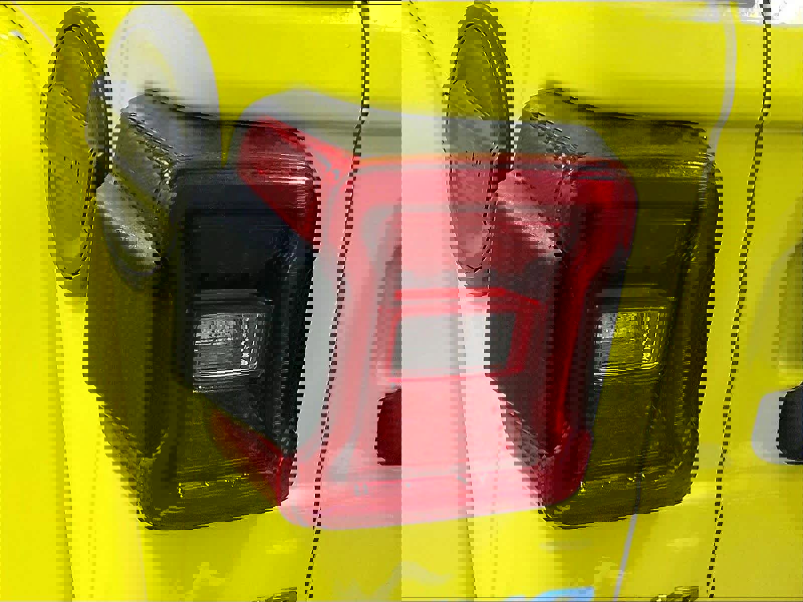 Used 2022 Jeep Wrangler Unlimited Sahara w/ Cold Weather Group AWD/4WD image 33