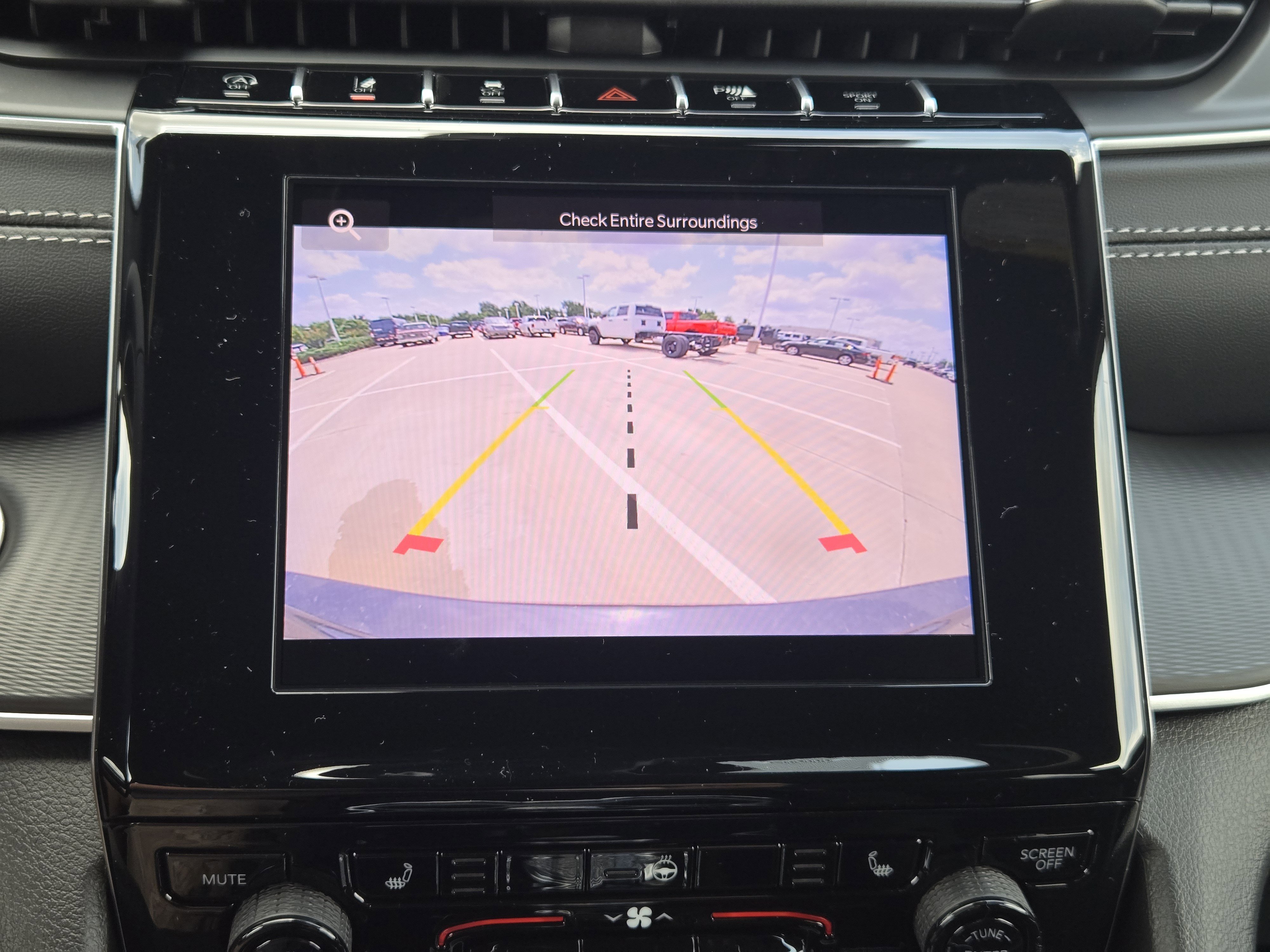 New 2026 Jeep Grand Cherokee L Laredo AWD/4WD image 15