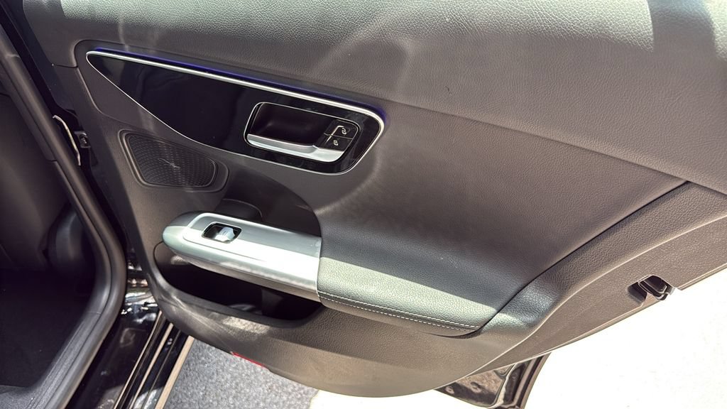 Certified 2025 Mercedes-Benz C 300 Sedan image 17