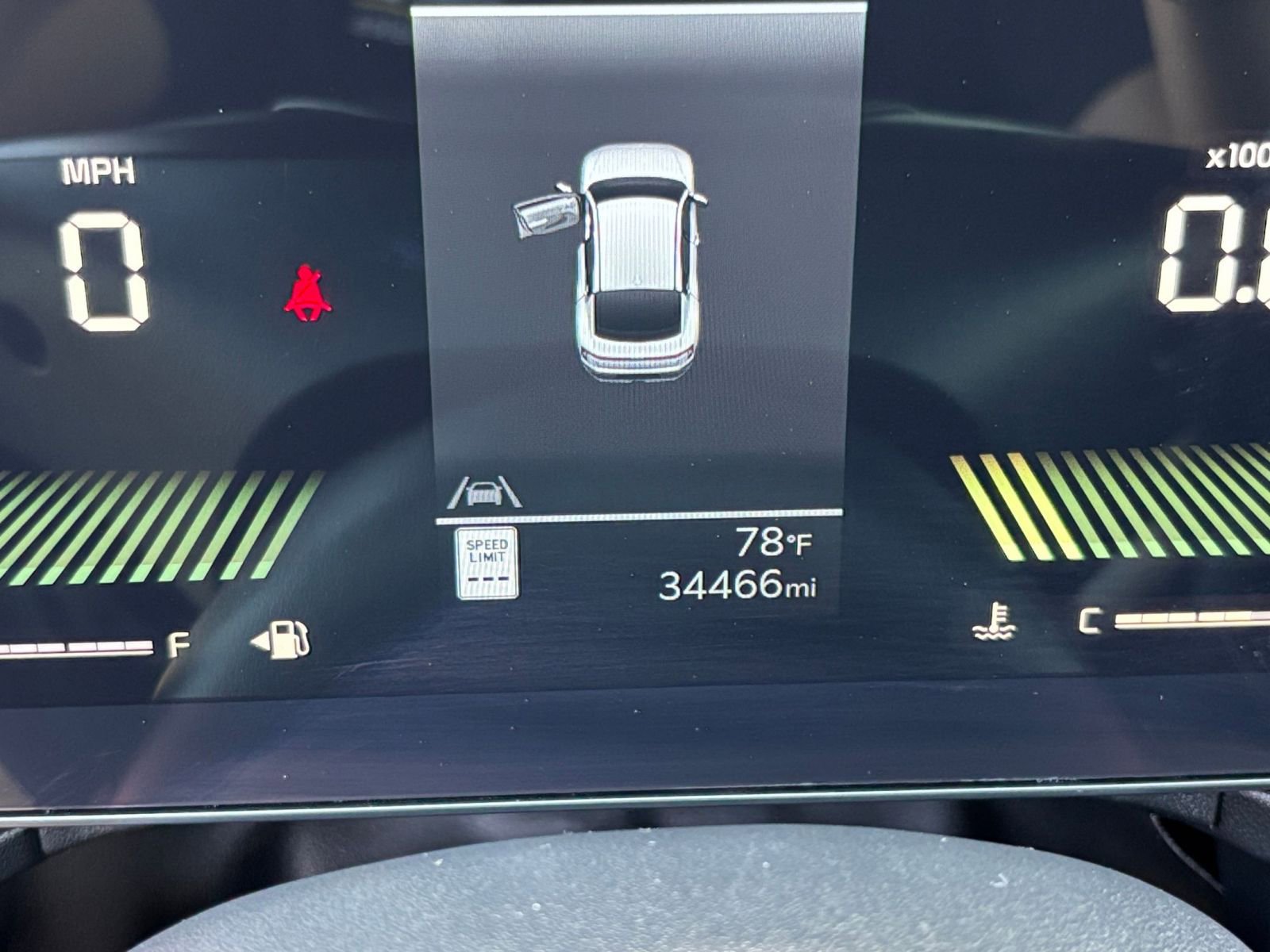 Used 2025 Kia K4 LXS image 40