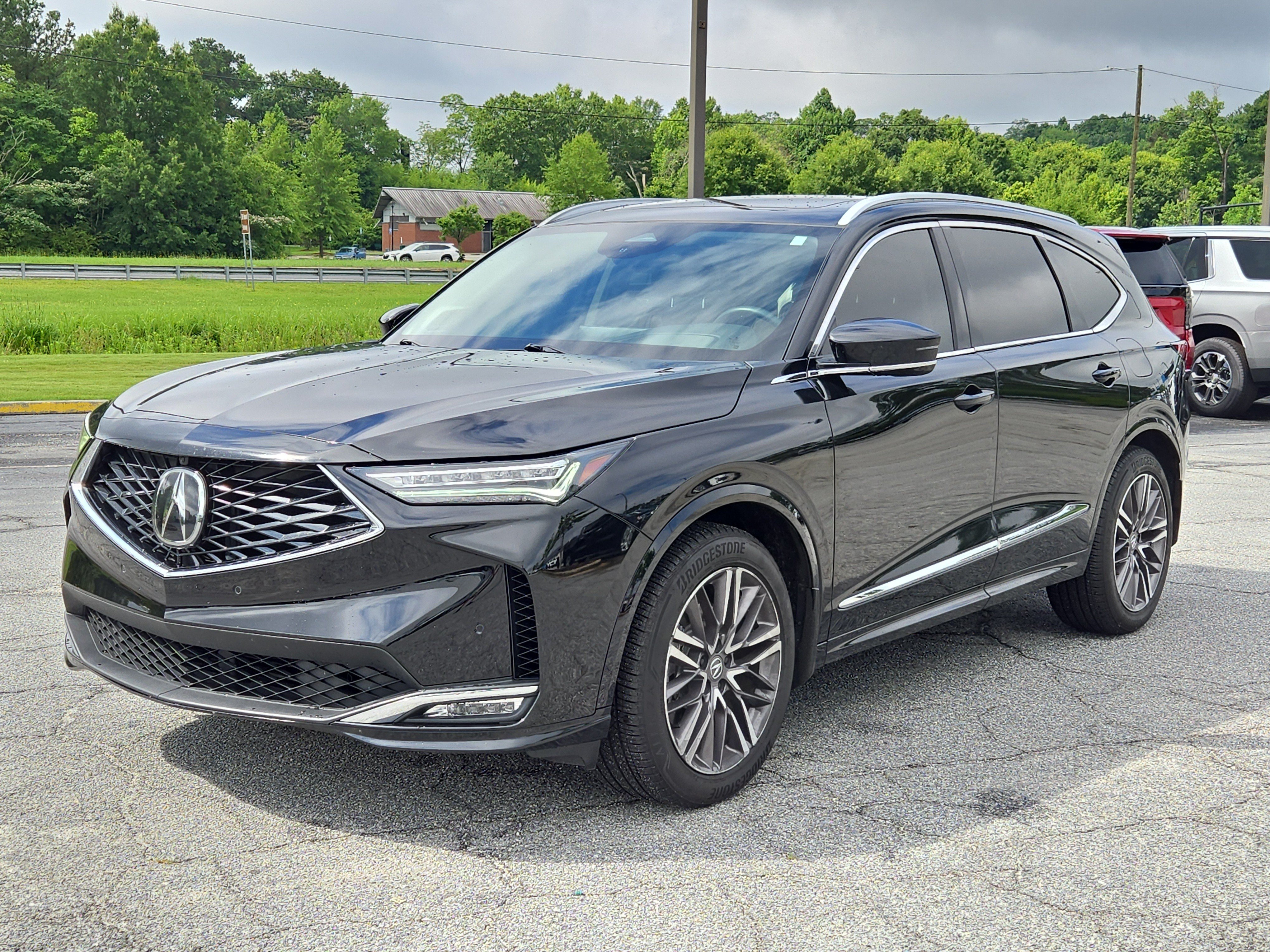 Used 2025 Acura MDX SH-AWD w/ Advance Package image 2