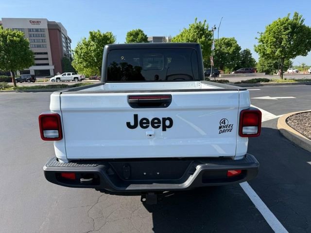 Used 2022 Jeep Gladiator Sport AWD/4WD image 6