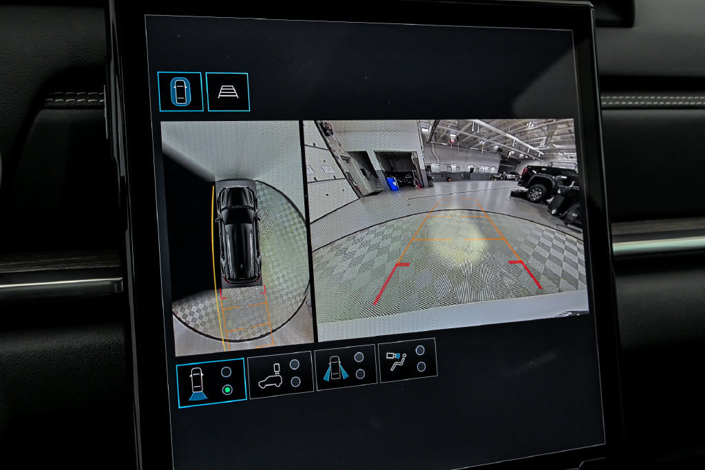 New 2027 GMC Terrain Denali w/ LPO, Floor Liner Package AWD/4WD image 16