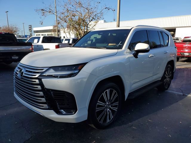 Used 2025 Lexus LX 600 4WD w/ Luxury Package video 2