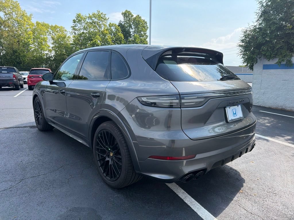 Used 2023 Porsche Cayenne GTS AWD/4WD image 3