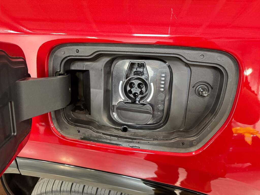 New 2025 Jeep Wagoneer S Limited image 29