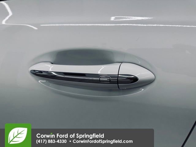 Used 2022 Buick Encore GX Select image 19