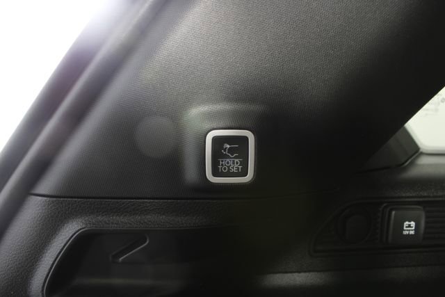 New 2026 Jeep Grand Cherokee Laredo AWD/4WD image 19