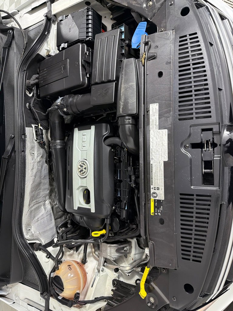 Used 2017 Volkswagen Tiguan Wolfsburg Edition image 28