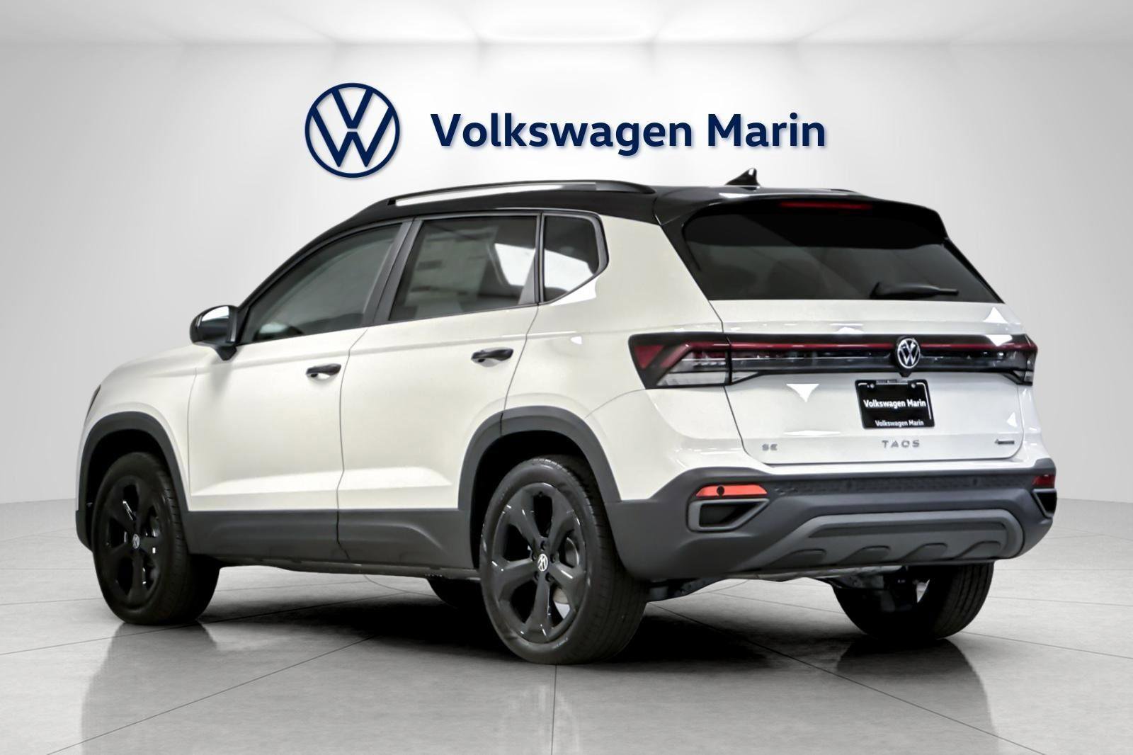 New 2025 Volkswagen Taos SE image 3