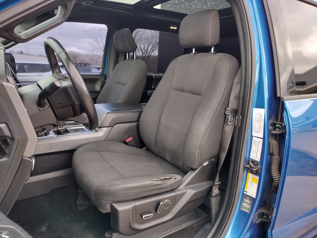 Used 2015 Ford F150 XLT w/ Equipment Group 302A Luxury image 2