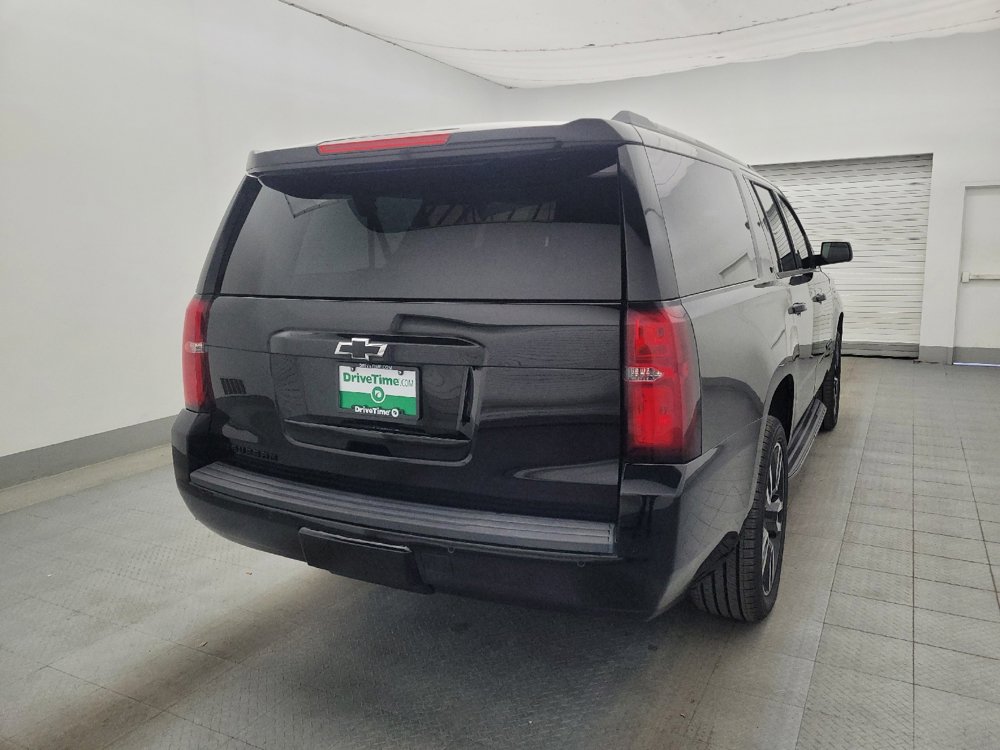 Used 2018 Chevrolet Suburban LT image 7