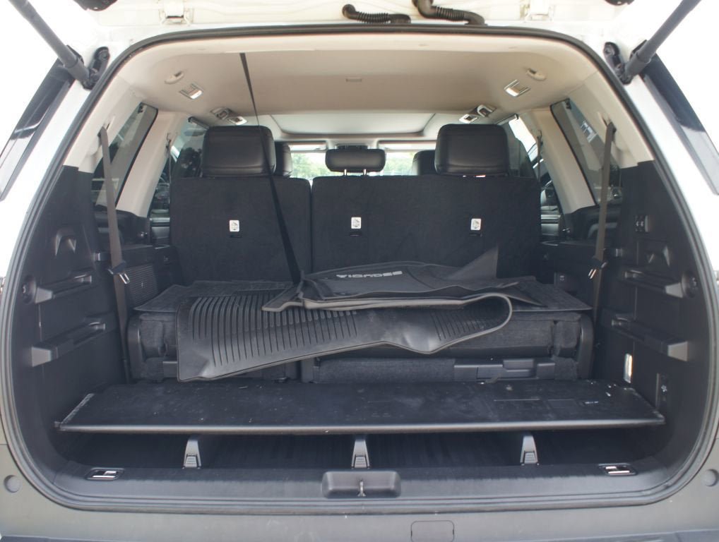 Used 2023 Toyota Sequoia Limited w/ Tow Technology Package AWD/4WD image 18